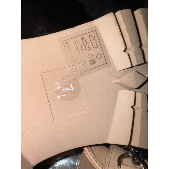 Yetier Platform Womens Loafer w/ Chain Slip-on Round Toe Chunky Shoes Size 7 EUC - Picture 9 of 9